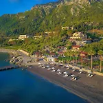 Florya Kumlubuek 4*