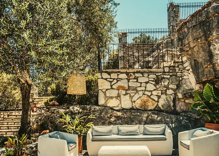 ホテル Florya Kumlubuek