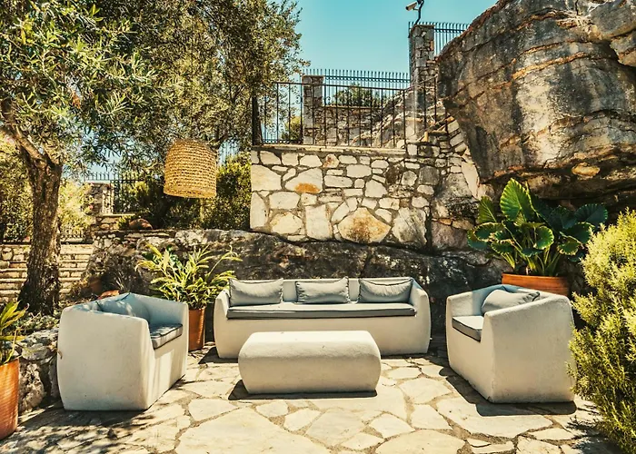 Florya Kumlubuek ホテル マルマリス