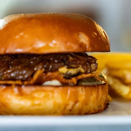 ホテル Florya Kumlubuek 4*