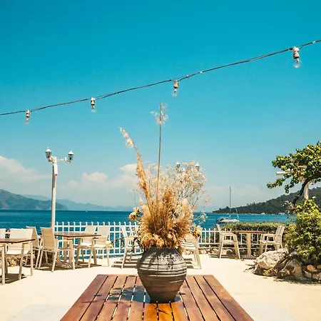 Florya Kumlubuek マルマリス