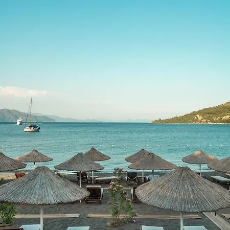 Hotell Florya Kumlubuek 4*
