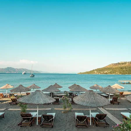 Florya Kumlubuek マルマリス