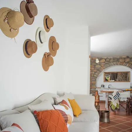 Florya Kumlubuek ホテル マルマリス